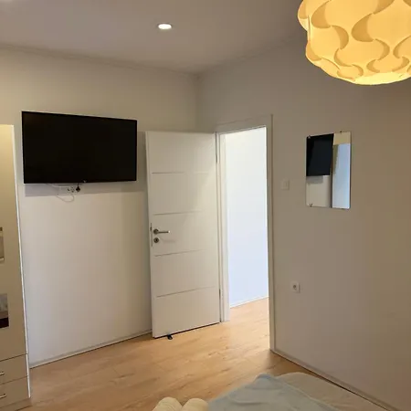 House Varos Apartamento *