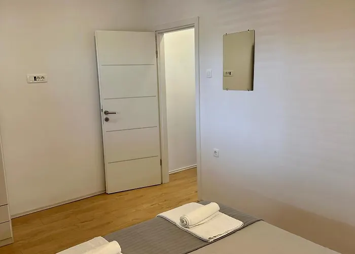 Apartamento House Varos *