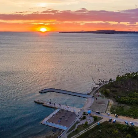 House Varos Apartamento Zadar