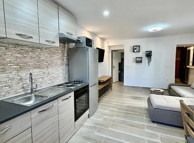 House Varos * زادار